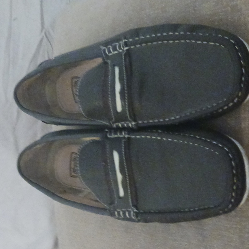 Men's shoes